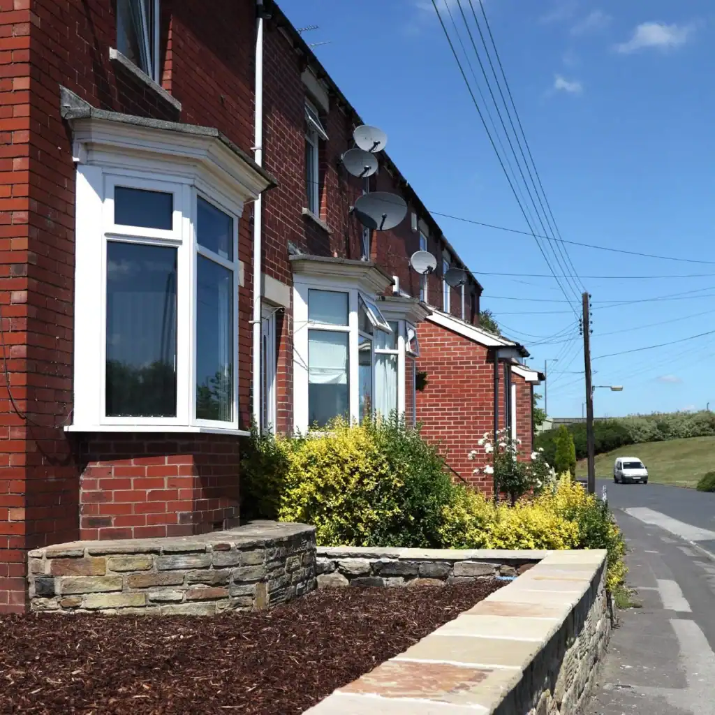 Can a Neighbour Remove Survey Stakes? 3 Min Critical Guide to Avoid Legal Issues 2 Faulkner Party Wall Surveyors Walton-on-Thames : Can My Neighbour Remove Survey Skates