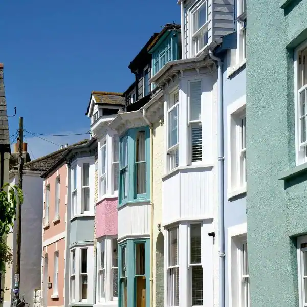 Scenarios 3 image of UK home - Faulkners scenarios Walton-on-Thames