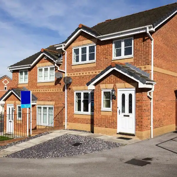 Scenarios 4 Image of UK home - Faulkners scenarios Walton-on-Thames